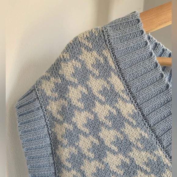 Blue and White Chevron Sweater Vest - Picture 3 of 4